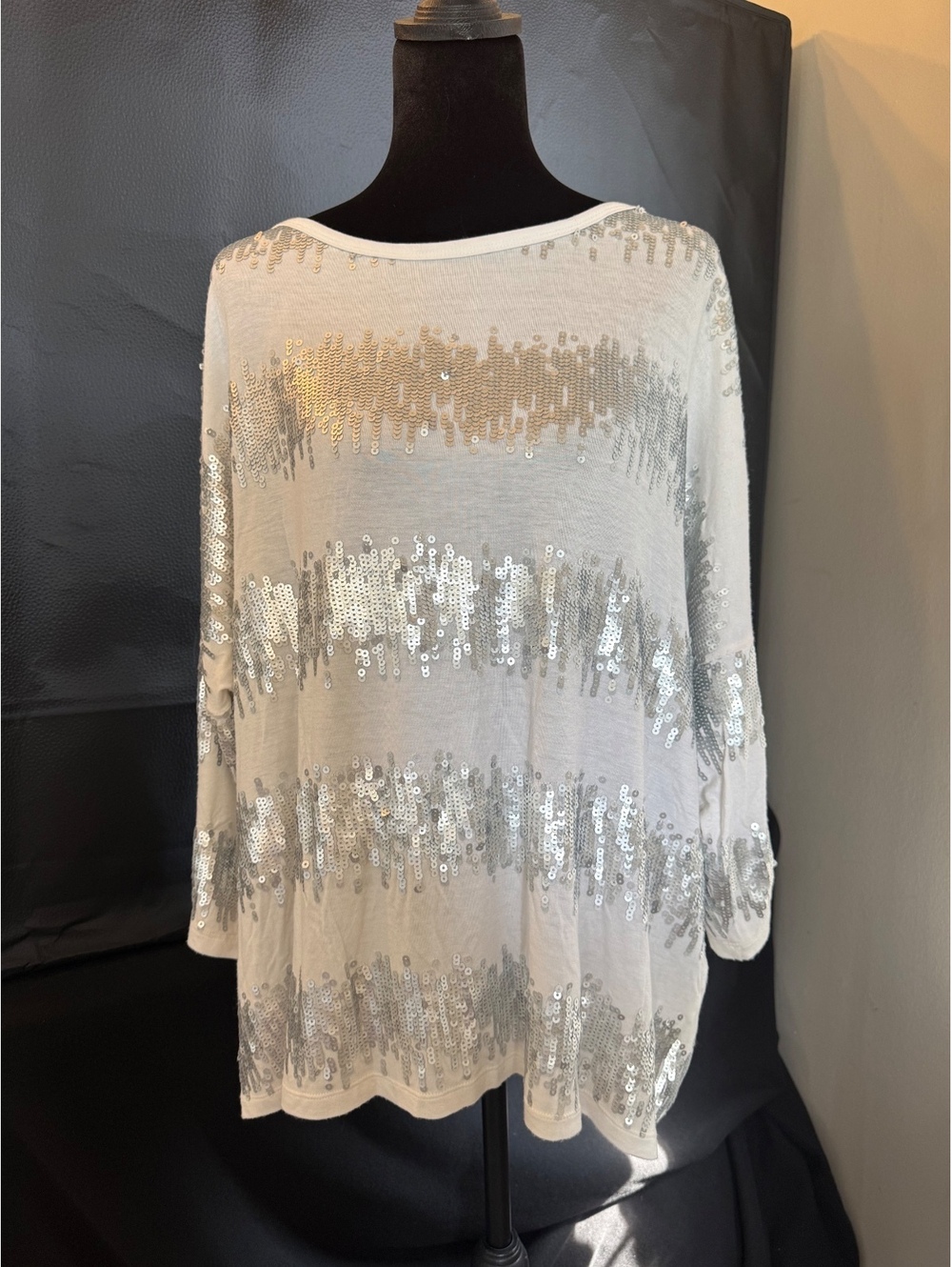 Karen Kane White and Silver Sequin Pullover Sweater Size 3X Made in USA